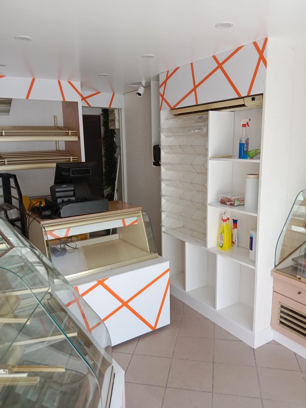 Rénovation d'une vitrine de boulangerie au Havre 76