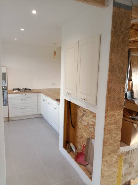 Pose d'une cuisine sur mesure dans une maison à Montivilliers