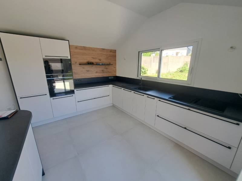 Installation d'une cuisine aménagéee à ROLLEVILLE