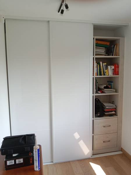 Pose de dressings avec portes coulissantes sur mesure à OCTEVILLE SUR MER
