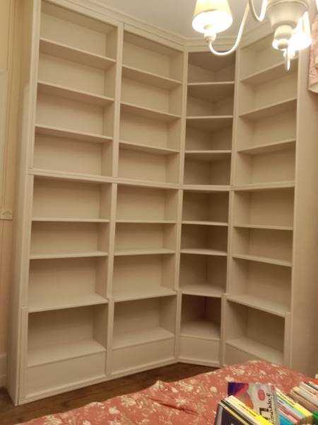 Conception d'une bibliothèque sur mesure à Etretat