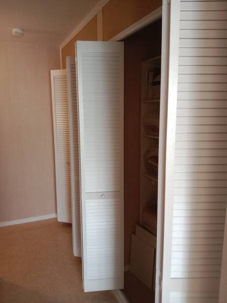 Installation de porte pliante sur mesure au Havre 