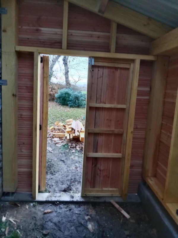 Conception et réalisation d'un cabanon de jardin à Bénouville.